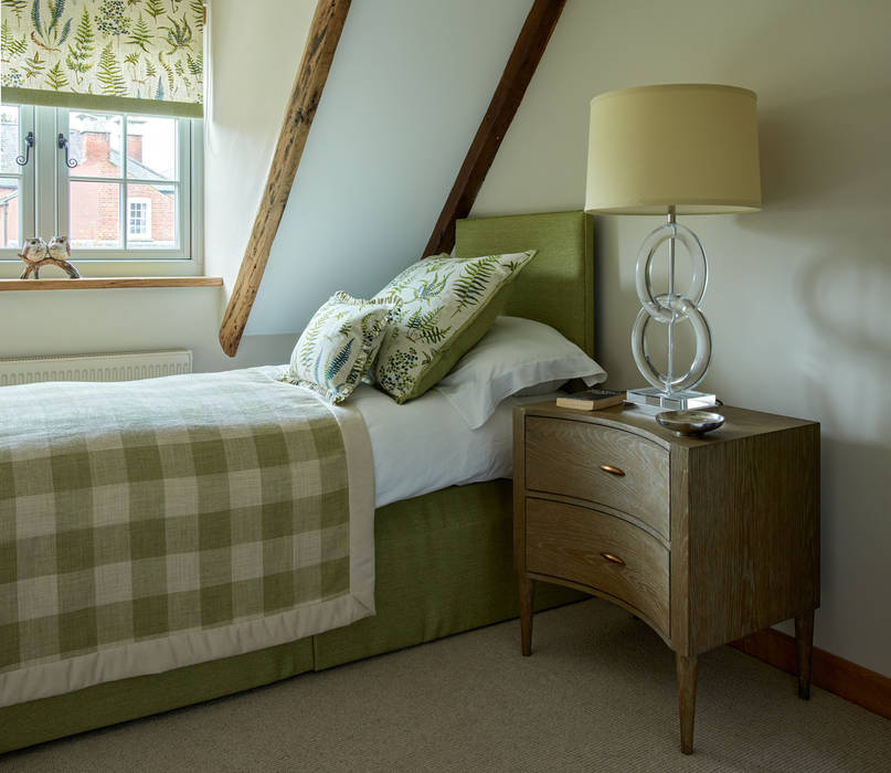 Guest bedroom niche pr Country style bedroom Wood Wood effect Guest bedroom
