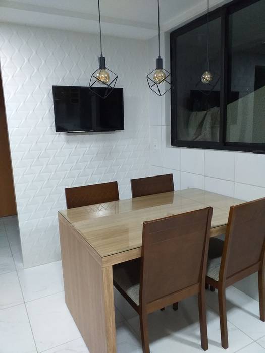 CONSULTORIAS E PROJETOS COM FENG SHUI, Feng Shui Suly Barreto Feng Shui Suly Barreto Modern kitchen MDF Tables & chairs