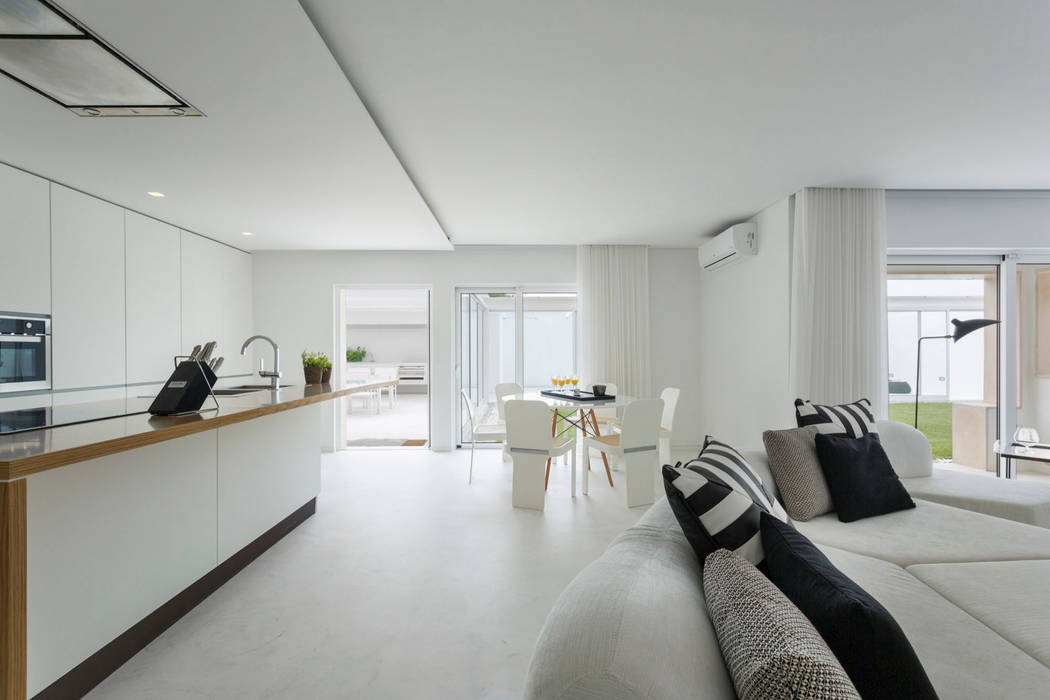 Costa Nova Apartment, GAVINHO Architecture & Interiors GAVINHO Architecture & Interiors Comedores de estilo moderno
