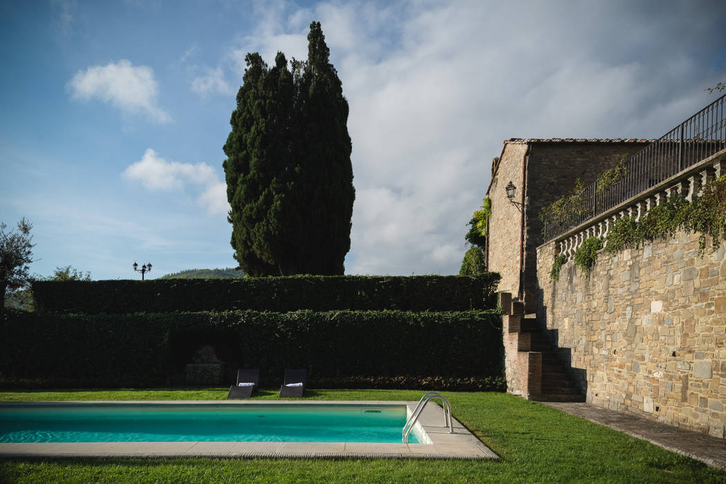 Villa de' Cerchi, Set Designers Set Designers Pool