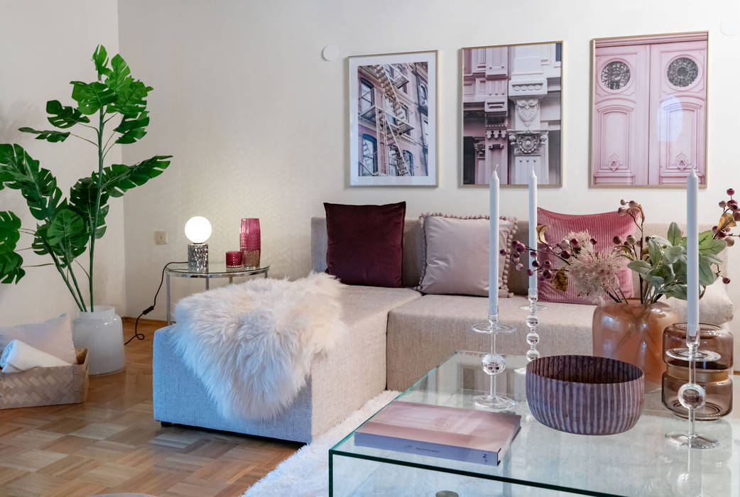 We Love: Pink, Cornelia Augustin Home Staging Cornelia Augustin Home Staging Living room