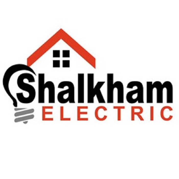 Shalkham Electric, Shalkham Electric & Construction Co. Shalkham Electric & Construction Co. Walk in closets de estilo rural