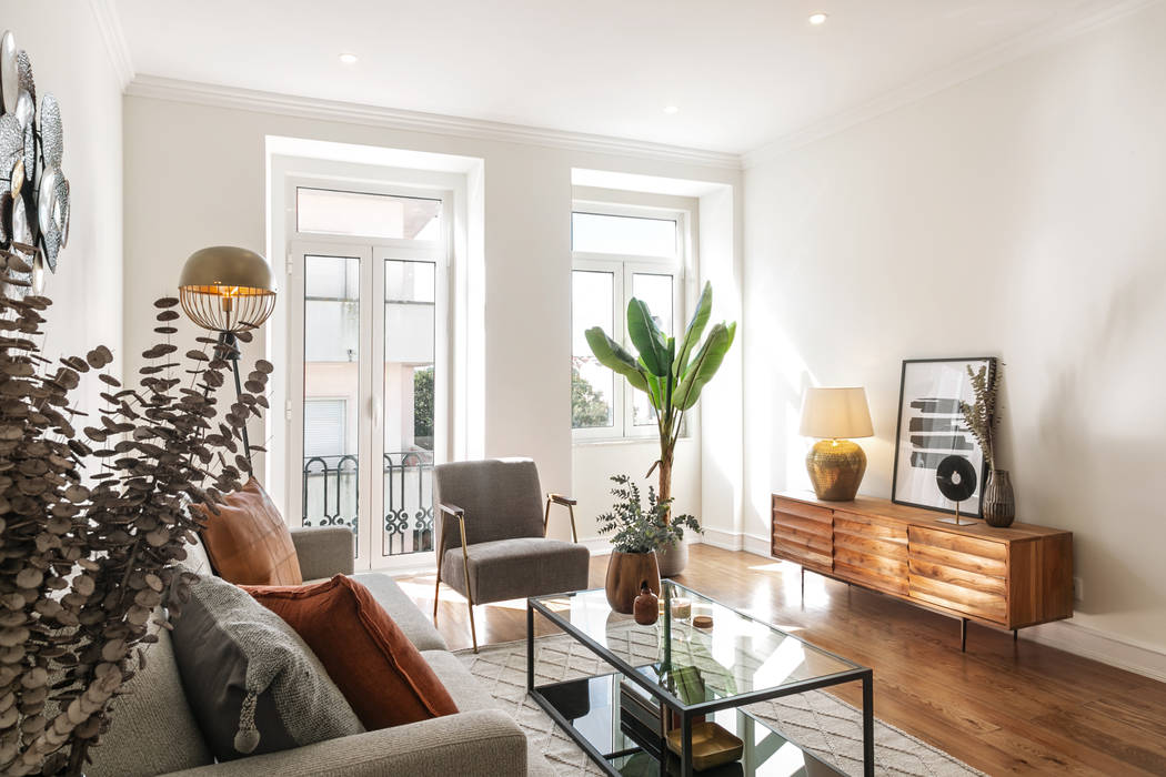 Rua Ponta Delgada - Lisboa, Hoost - Home Staging Hoost - Home Staging Living room TV stands & cabinets