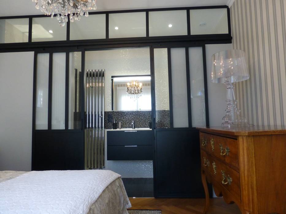PESSAC ALOUETTE Modification d’une chambre parentale avec remplacement d’un placard en petite pièce d’eau, SAB & CO SAB & CO Classic style bedroom