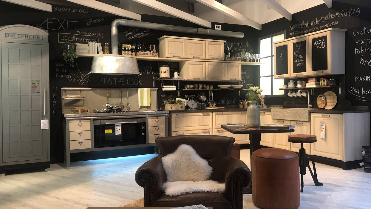 Cocina 1956, Marchi Cucine - Dialma Brown MX Marchi Cucine - Dialma Brown MX Eclectic style kitchen