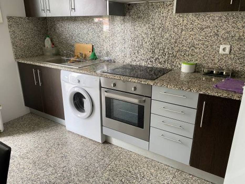 Apartamento T3 Av. República / V. N. Gaia, BCimobiliária BCimobiliária Dapur Modern