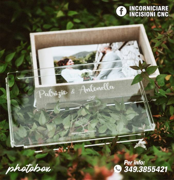 PHOTOBOX IN PLEXIGLASS , INCORNICIARE INCORNICIARE Mediterranean style house Accessories & decoration