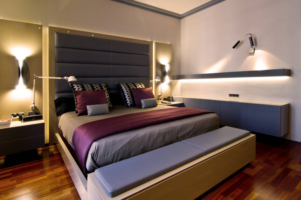 Vivienda de Estilo Neoclásico en la calle Caspe de Barcelona, MANUEL TORRES DESIGN MANUEL TORRES DESIGN Modern style bedroom