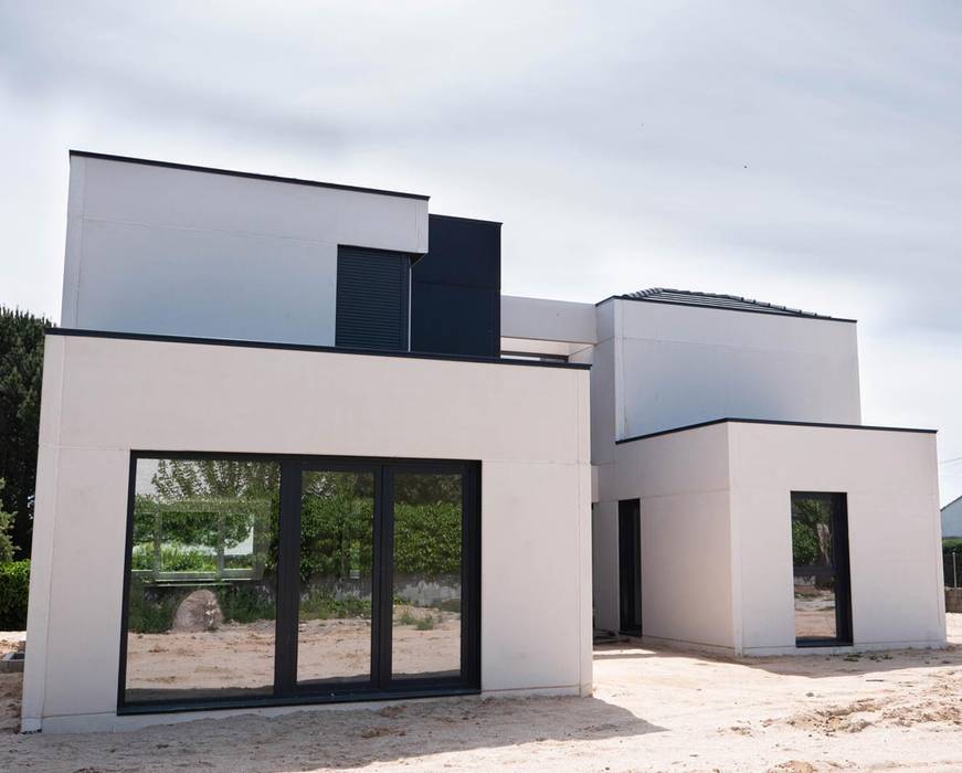 Proyecto en Colmenarejo, The Concrete Home The Concrete Home Casas de estilo minimalista