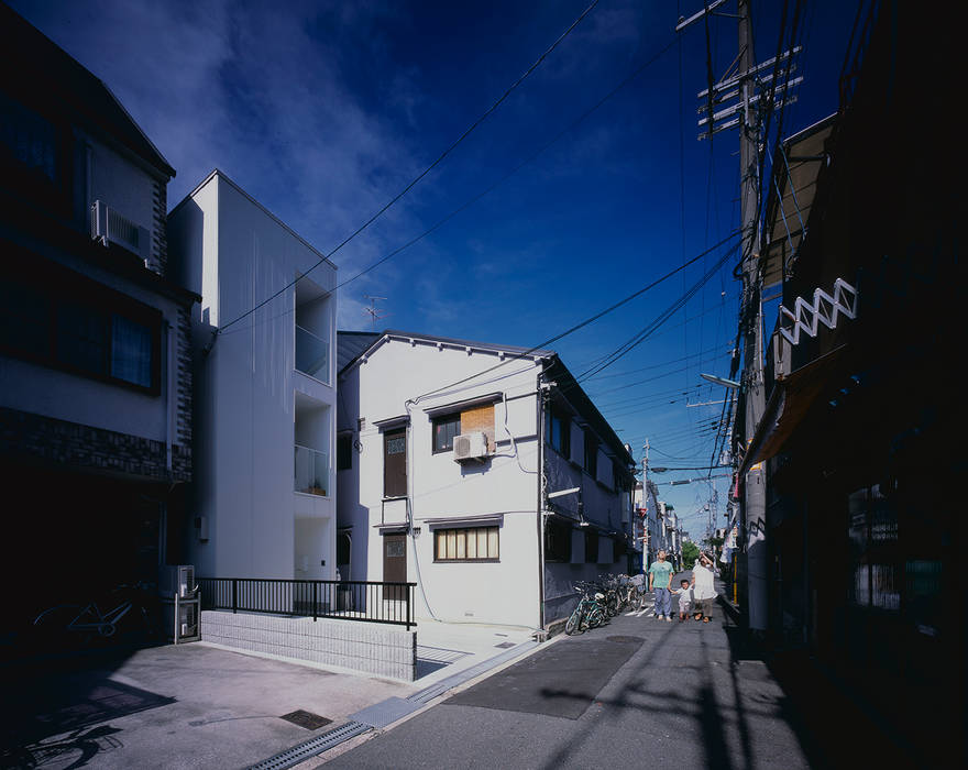 House-mobe, タカヤマ建築事務所 タカヤマ建築事務所 Modern houses