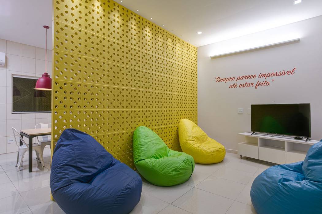 Sun Chemical , Spazhio Croce Interiores Spazhio Croce Interiores Modern study/office Ceramic