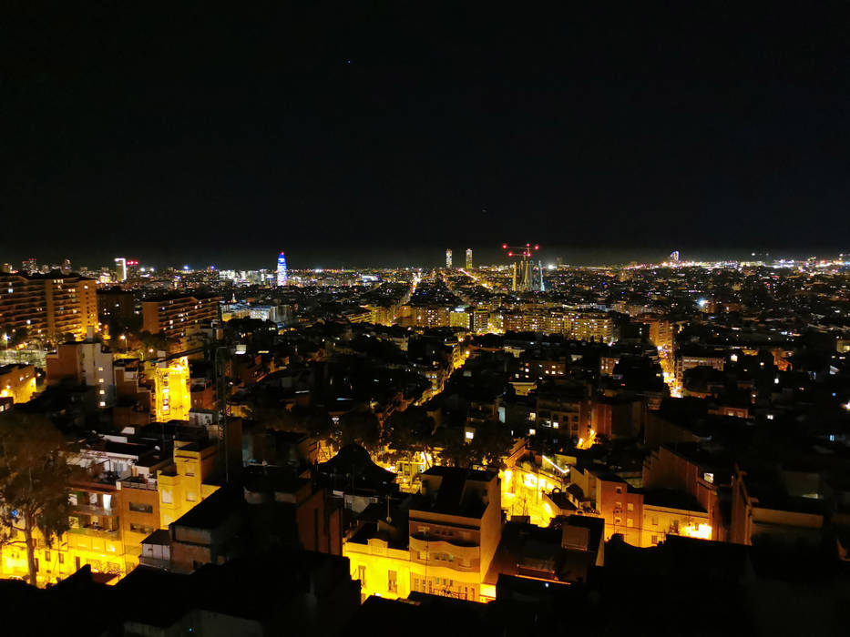 REFORMA DE UN PISO CON VISTAS EN BARCELONA, senta arquitectura i paisatge senta arquitectura i paisatge Fenêtres & Portes minimalistes