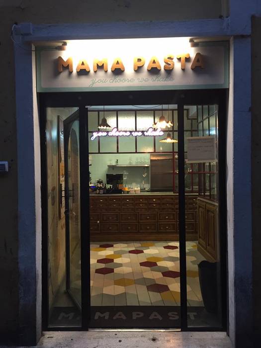 Donkey Design per MAMA PASTA, Donkey Design Donkey Design Commercial spaces Office spaces & stores