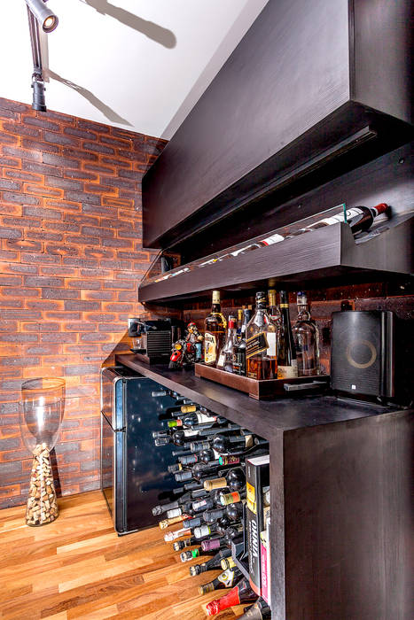 Apartamento Guarulhos - 130m², Raphael Civille Arquitetura Raphael Civille Arquitetura Bodegas de vino de estilo moderno