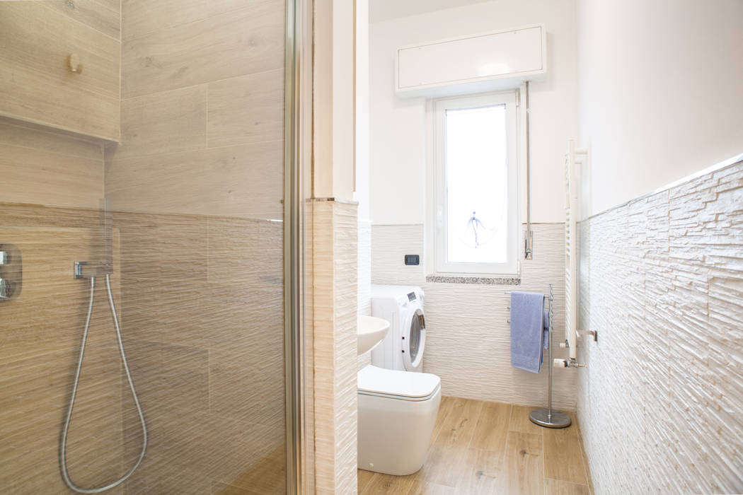 Ristrutturazione appartamento di 45 mq a Sesto San Giovanni, Facile Ristrutturare Facile Ristrutturare Modern Bathroom