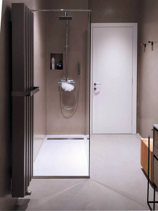 Ristrutturazione di un Ambiente bagno, In Casa Design In Casa Design Minimalist style bathrooms