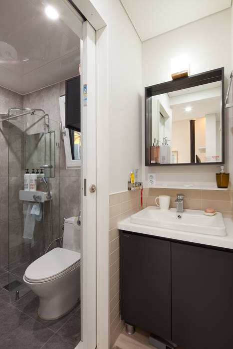 [양평전원주택] 겨울과 잘 어울리는 노출콘크리트 "WHITE HOUSE", 위드하임 Withheim 위드하임 Withheim 現代浴室設計點子、靈感&圖片