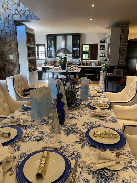 Its a blue 2021, CS DESIGN CS DESIGN Modern dining room