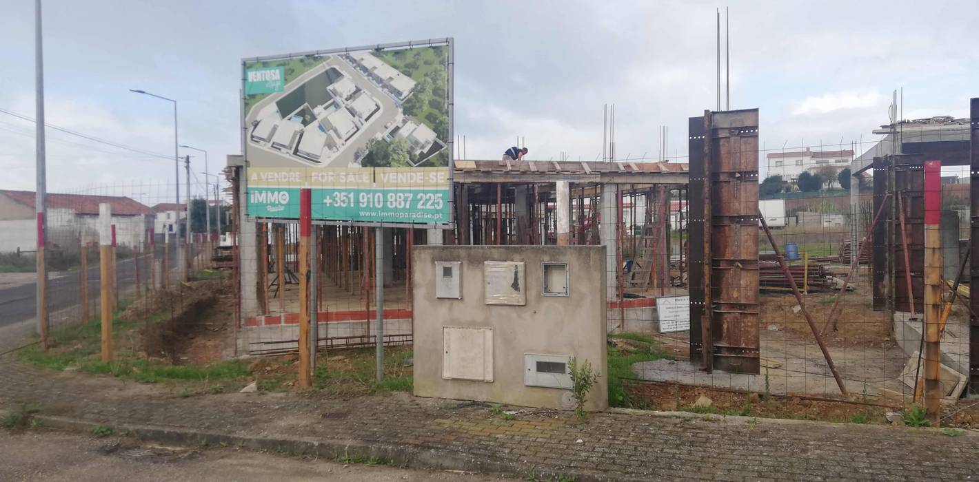 10 Moradias Ventosa - Lourinhã (em curso), TERRALAVANDA - Unipessoal, Lda. TERRALAVANDA - Unipessoal, Lda.