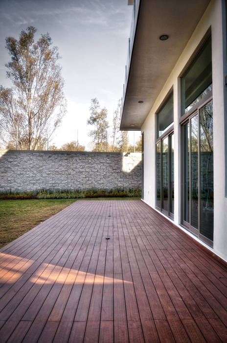 CASA LAGO, Arqcubo Arquitectos Arqcubo Arquitectos Modern home Concrete