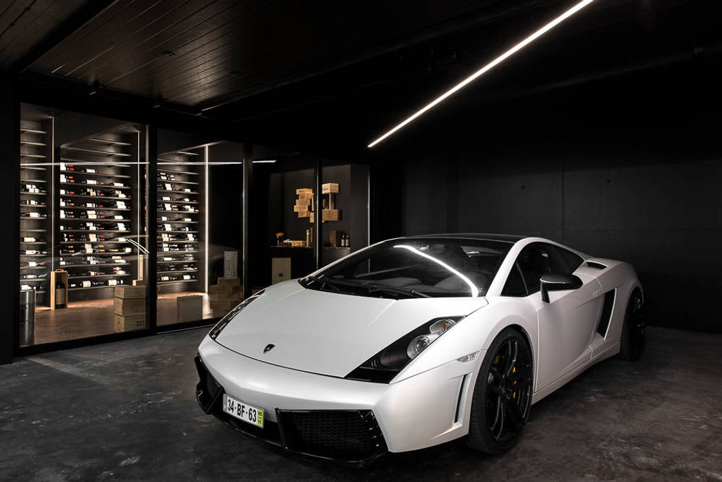 Lamborghini, Cave do Vinho Cave do Vinho Garagens e arrecadações modernas