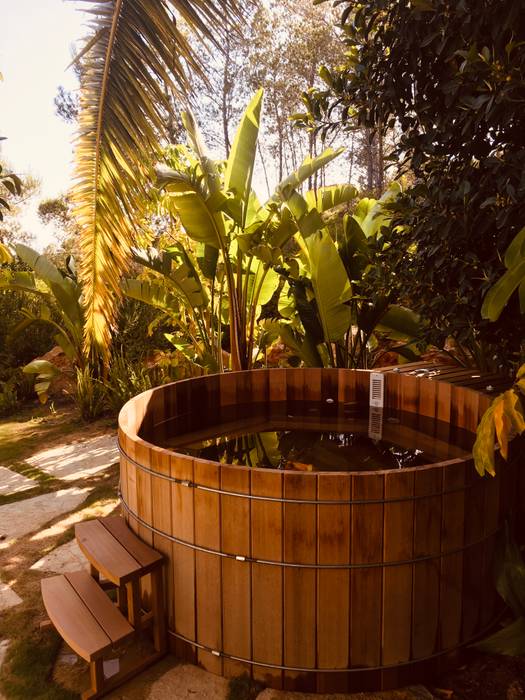 Jacuzzi de cedro para una espectacular casa en Ibiza, CASÁRBOL CASÁRBOL Hot tubs Solid Wood Multicolored