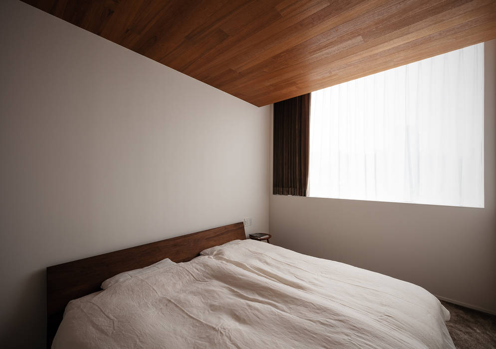 庭園借景の家 Re:, 株式会社seki.design 株式会社seki.design Modern style bedroom