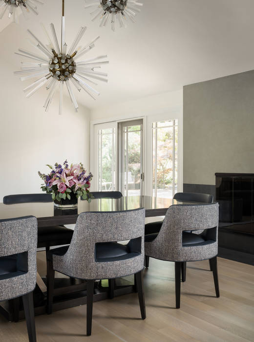 Contemporary Soundview Home, Annette Jaffe Interiors Annette Jaffe Interiors Modern Dining Room