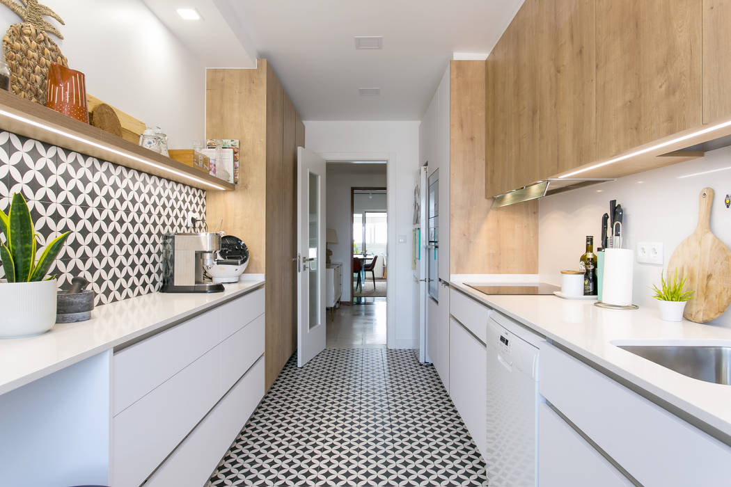 Remodelação de Cozinha, Traço Magenta - Design de Interiores Traço Magenta - Design de Interiores Modern kitchen Wood Wood effect
