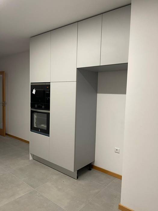 Projeto de cozinha Póvoa do Varzim, ADN Furniture ADN Furniture Unit dapur