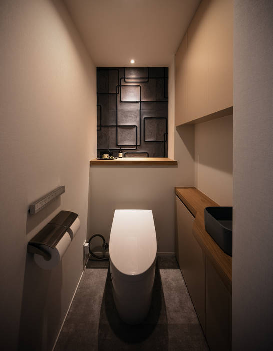 石柱のある家 Re:, 株式会社seki.design 株式会社seki.design Modern bathroom