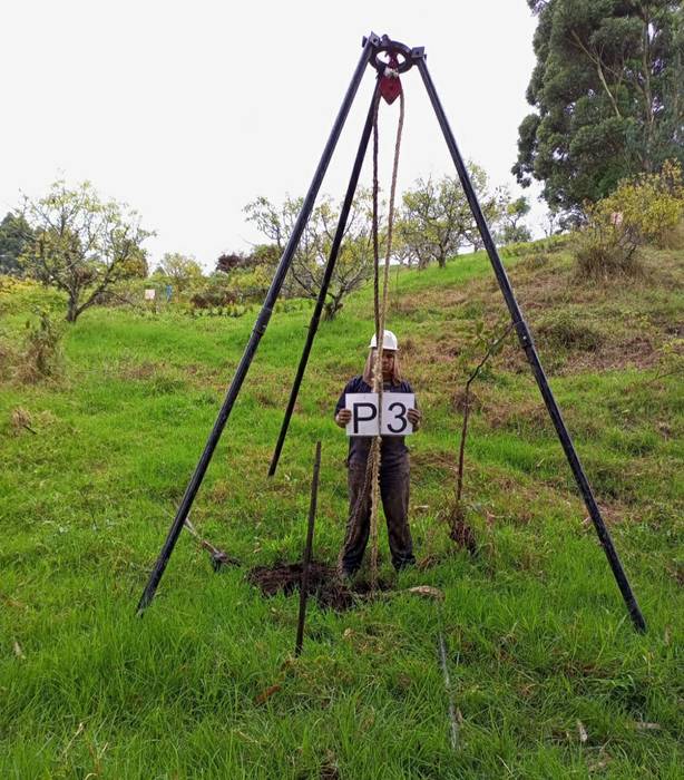 LA CEJA - ANTIOQUIA, Estudios de Suelo DEIRA INGENIERIA Estudios de Suelo DEIRA INGENIERIA Casas de estilo rural