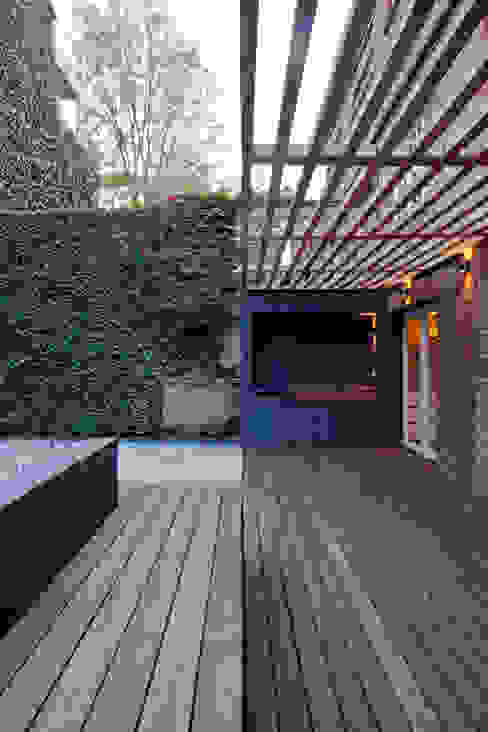 14 ideas para poner piso de madera en tu patio (y que se vea fantástico)