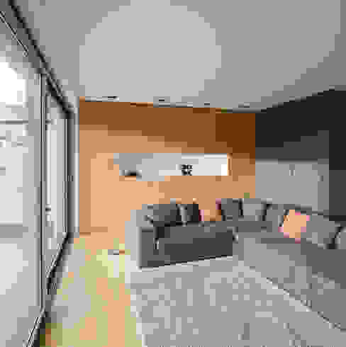 Reihenhaus Wohnzimmer Einrichten - minimalistisches Interieur