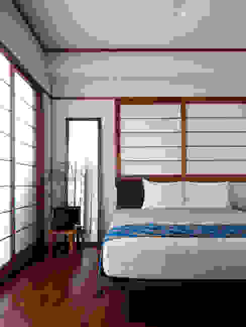 寝室 CRAFTONE モダンスタイルの寝室 家具,財産,建物,窓,快適,Azure,木,シェード,インテリア・デザイン,繊維