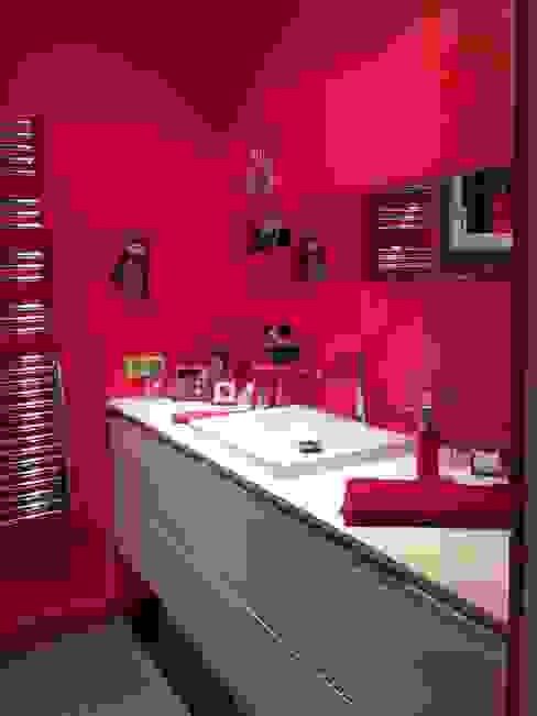 Bright Colours In The Bathroom Homify Homify