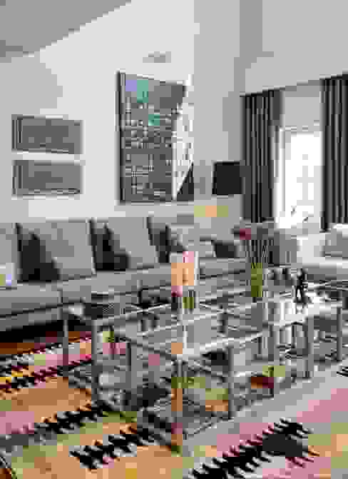 HANDE KOKSAL INTERIORS غرفة المعيشة