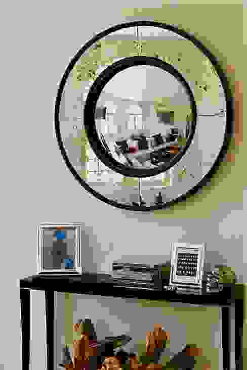 Bespoke Round Convex Mirror Alguacil & Perkoff Ltd. Dressing roomMirrors