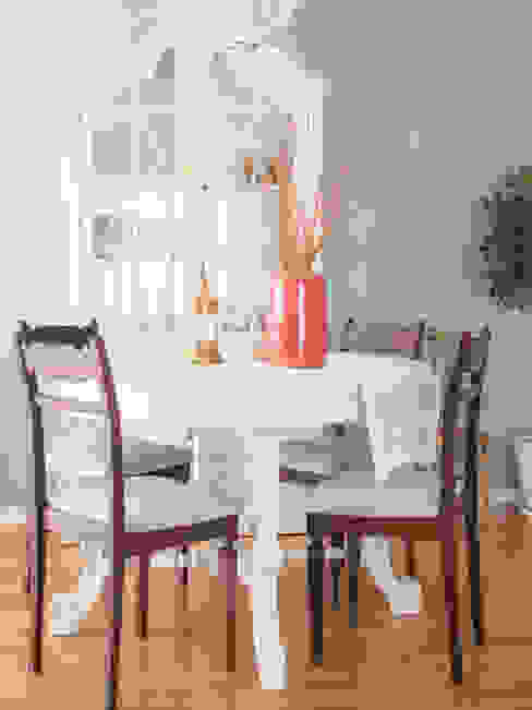 Apartamento em Sintra Salas de jantar modernas por MUDA Home Design Moderno