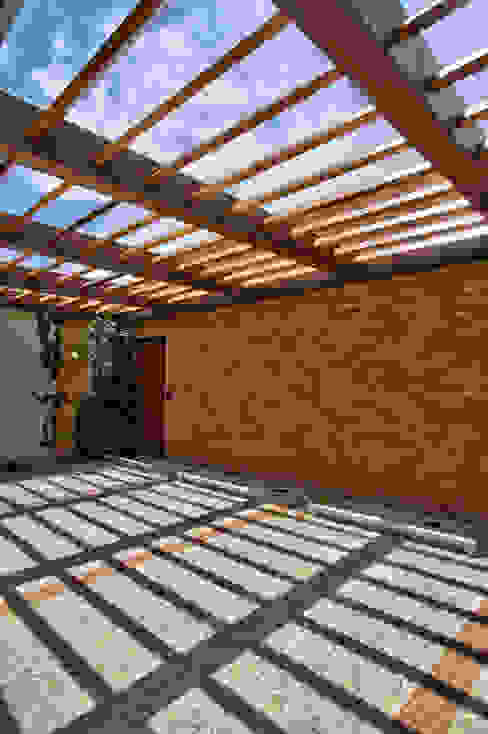 12 Diseños de garajes para la entrada de tu casa | homify