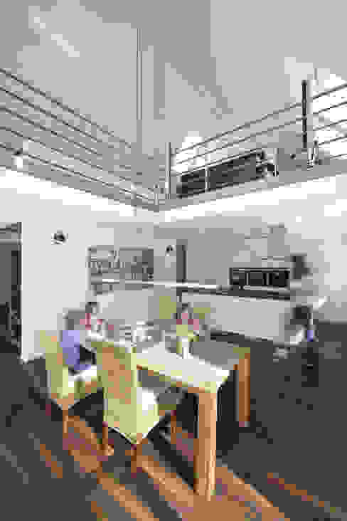 Raum fürs Miteinander: Konzept „Hausgruppe“ in Mülheim an der Ruhr , Koschany + Zimmer Architekten KZA Koschany + Zimmer Architekten KZA Modern kitchen