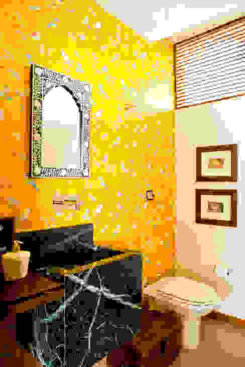 Apartamento Bairro de Higienópolis, CARMELLO ARQUITETURA CARMELLO ARQUITETURA BathroomDecoration