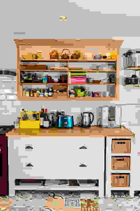 Clachan Wood: modern tarz , Modern   