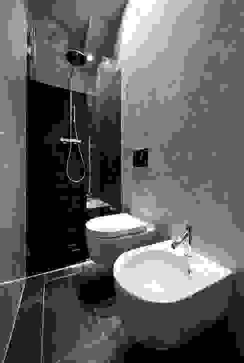 viola, 23bassi studio di architettura 23bassi studio di architettura Minimalist bathroom