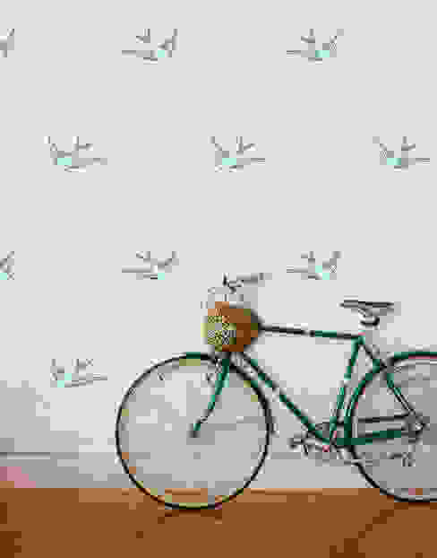 シックな壁紙でイメージチェンジ Homify