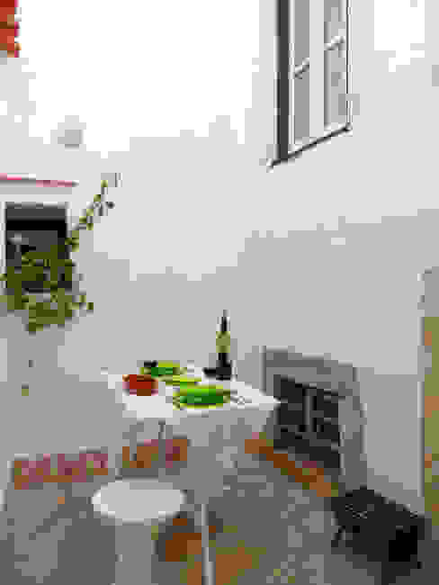 by BL Design Arquitectura e Interiores Mediterranean