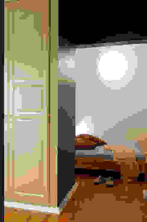 Closets por BL Design Arquitectura e Interiores Eclético