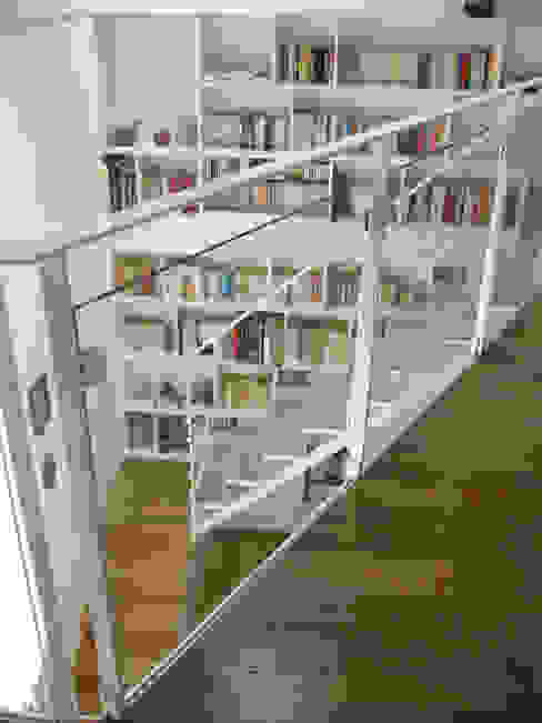 Progetto, soligo architetti associati soligo architetti associati Corridor, hallway & stairs Stairs