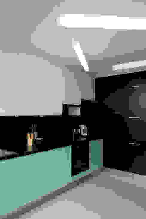 Remodelação T2. Anos 70. Lumiar por BL Design Arquitectura e Interiores