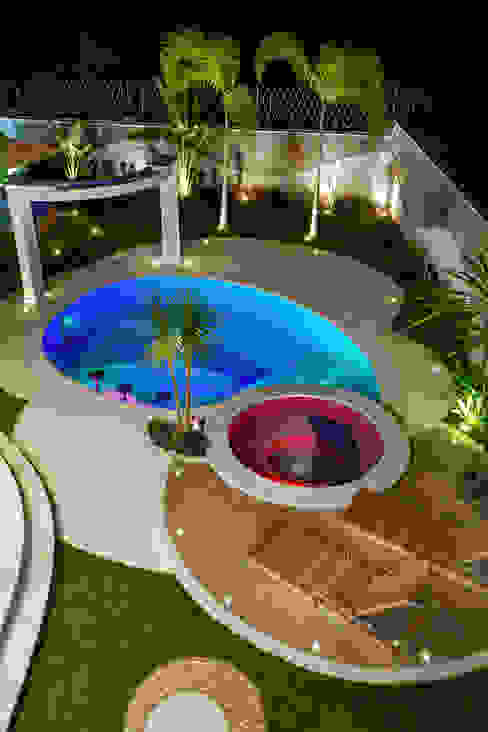 Lo Que Tienes Que Saber Para Construir Una Piscina En Tu Patio Homify